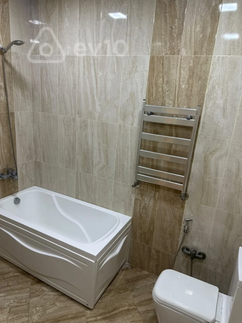 3 otaqlı mənzil, 108 m², Nəsibbəy Yusifbəyli — kirayə — Mənzil, Bakı (11)