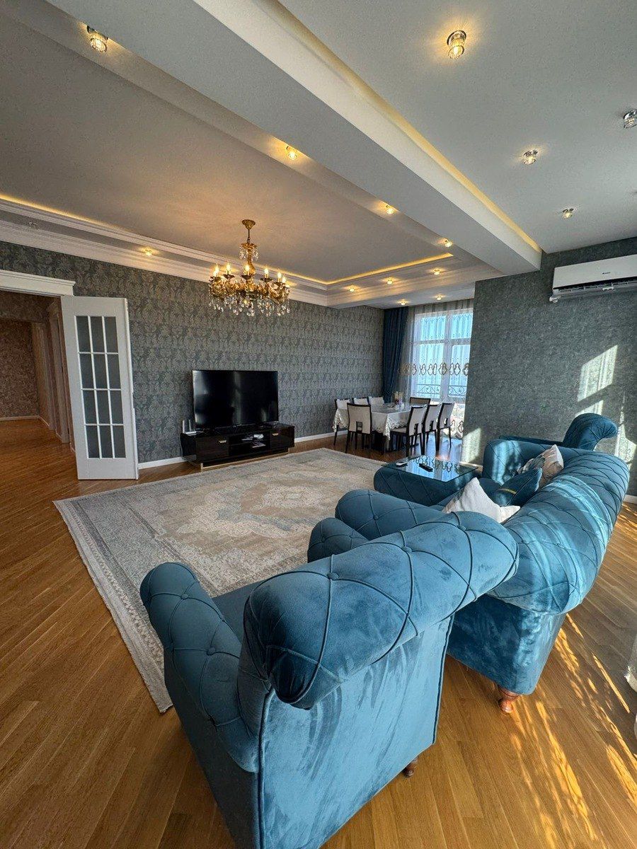 Satılır 3 otaqlı yeni tikili 135 m² — Mənzil, Bakı (10)