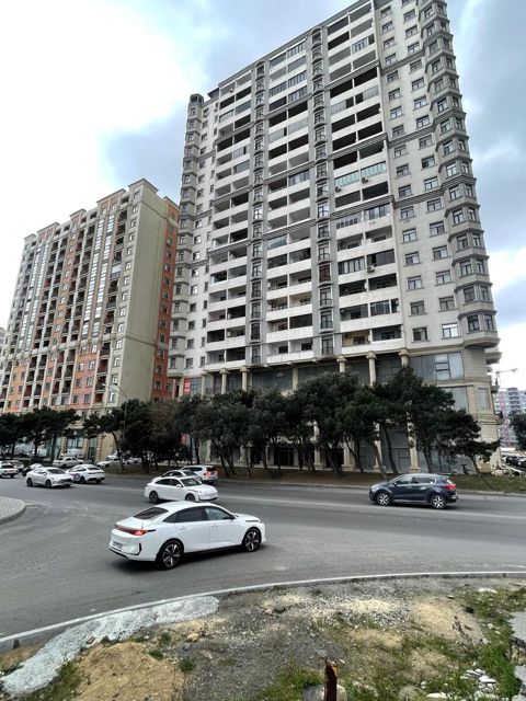 Satılır 2 otaqlı yeni tikili 93 m² — Bakı