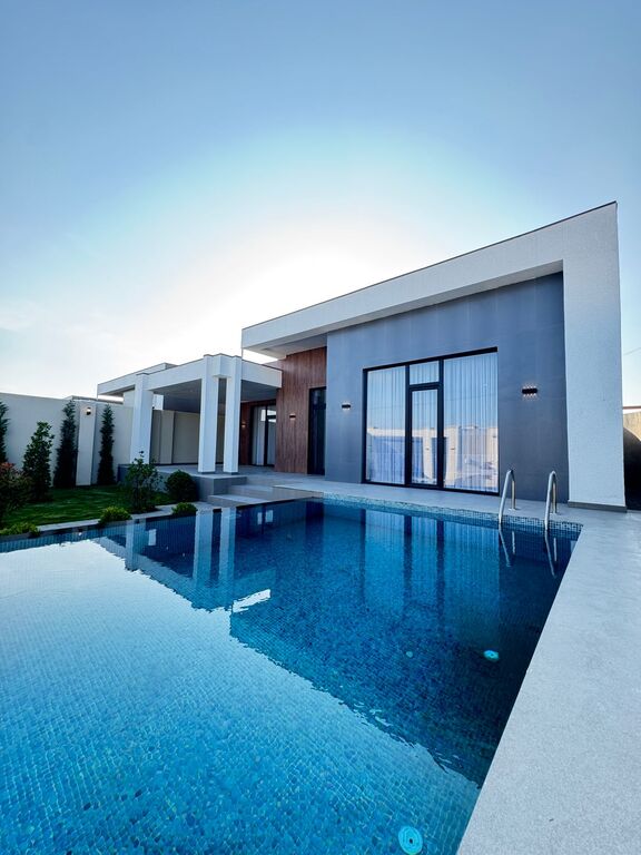 Satılır 4 otaqlı həyət evi/bağ evi 200 m² — Ev, villa, Bakı (5)