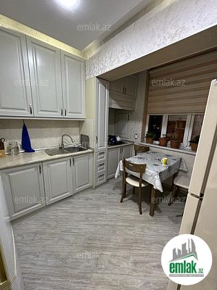 Satılır 2 otaqlı 70 m² köhnə tikili Gənclik m — Mənzil (4)