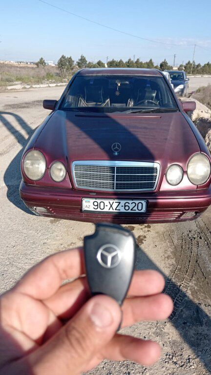 Mercedes E 200, 2.2 L, 1997 il, 554 343 km 90-XZ-620 — Avtomobillər, Bakı (3)