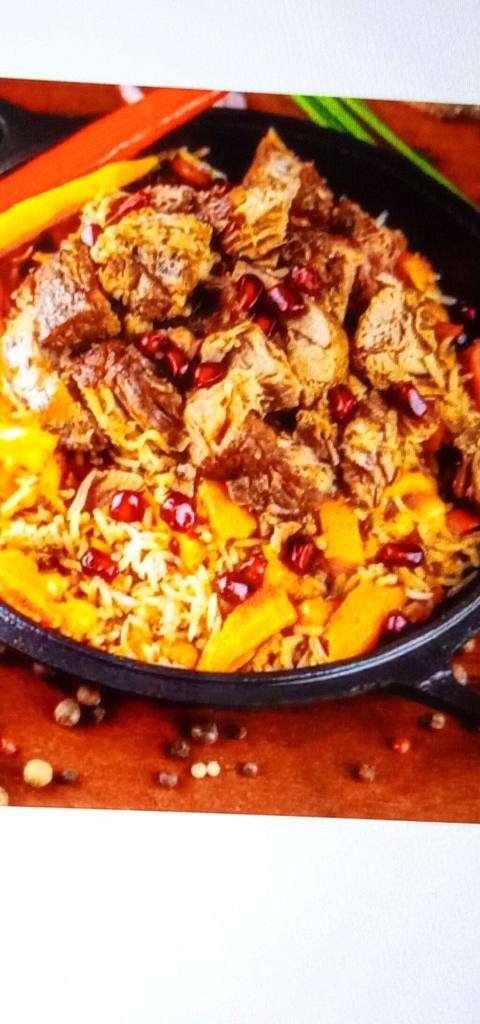 Kənd ördəyindən hazırlanmış plov - Əsas tərkib: kənd ördəyinin — Bakı
