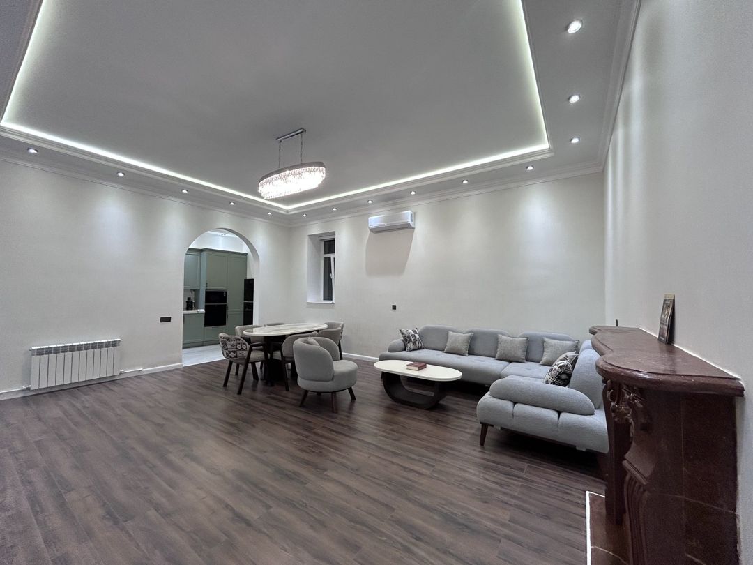 İcarəyə verilir 3 otaqlı yeni tikili 130 m² — Mənzil, Bakı (7)