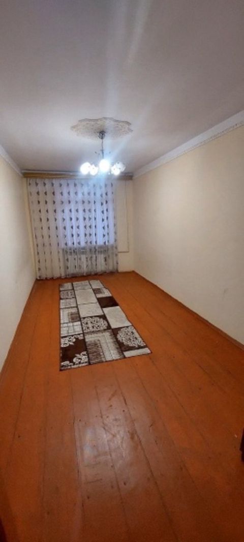 Satılır 3 otaqlı köhnə tikili 70 m² — Bakı