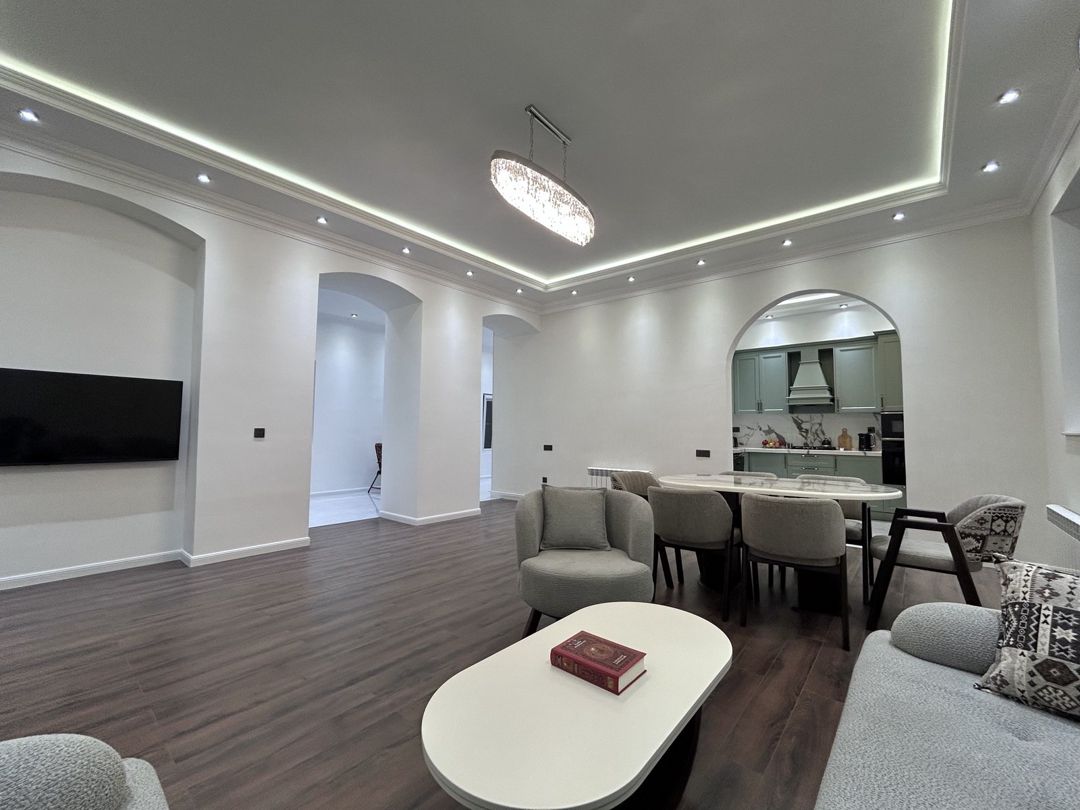 İcarəyə verilir 3 otaqlı yeni tikili 130 m² — Mənzil, Bakı (6)