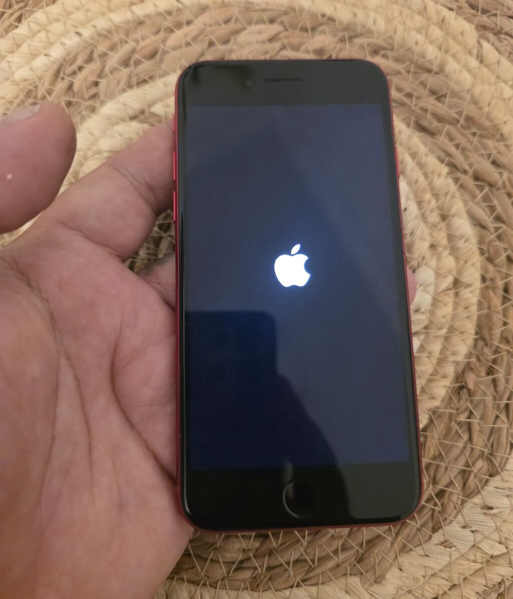 IPhone SE 2020, 64 GB, Qırmızı, Barmaq izi — Apple iPhone, Masazır (10)