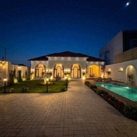 Satılır 4 otaqlı həyət evi/bağ evi 190 m² — 358 000 ₼ · Bakı · Ev, villa Satılır 4 otaqlı həyət evi/bağ evi 190 m² — Bakı