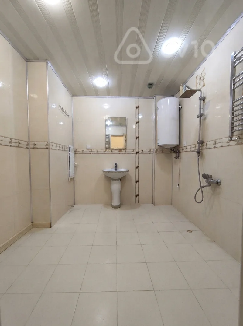 2 otaqlı mənzil, 110 m², Rüstəm Rüstəmov küçəsi — kirayə — Mənzil, Bakı (7)
