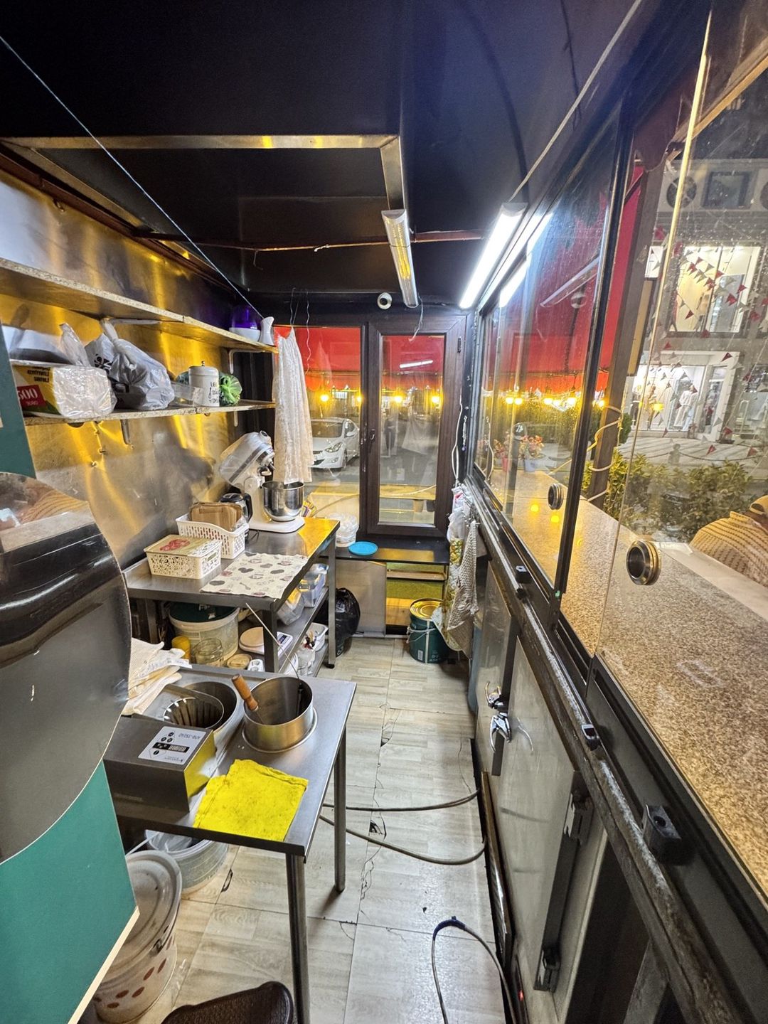 İcarəyə verilir obyekt 10 m² — Əmlak, Bakı (2)