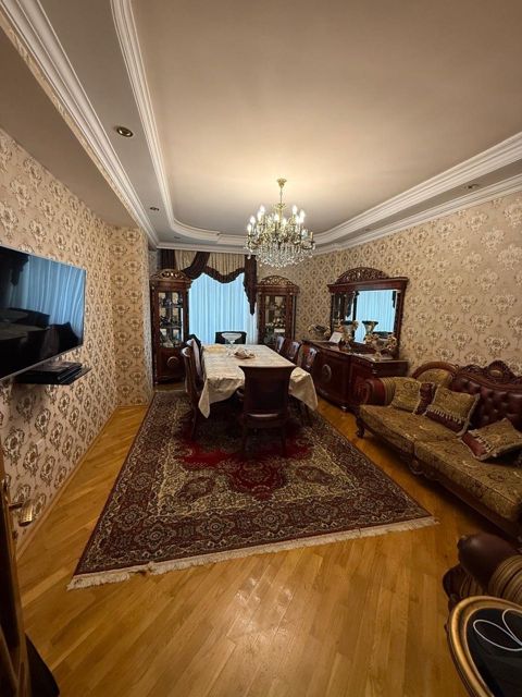 Satılır 3 otaqlı yeni tikili 126 m² — 305 000 ₼ · Bakı · Mənzil Satılır 3 otaqlı yeni tikili 126 m² — Bakı