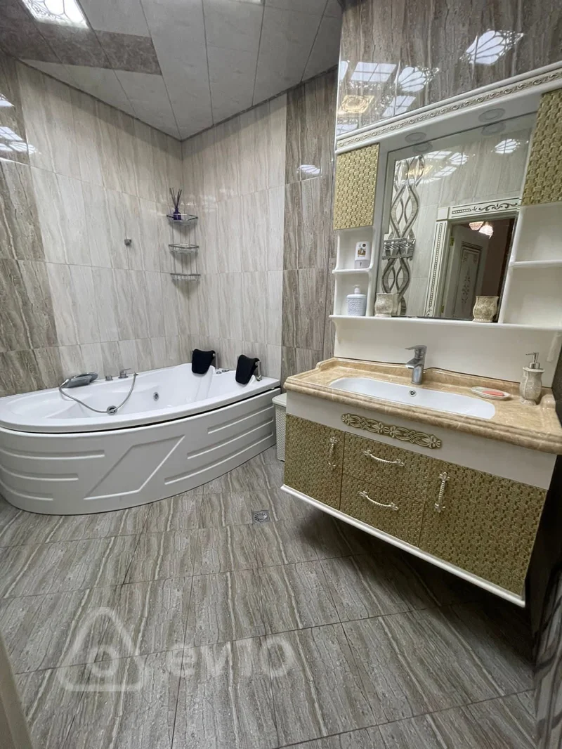4 otaqlı mənzil, 180 m², Yeni Yasamal qes. — kirayə — Mənzil, Bakı (7)
