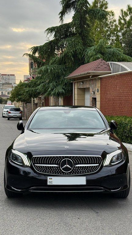 Mercedes E 220 d, 2.0 L, 2018 il, 136 300 km — Avtomobillər, Bakı (6)