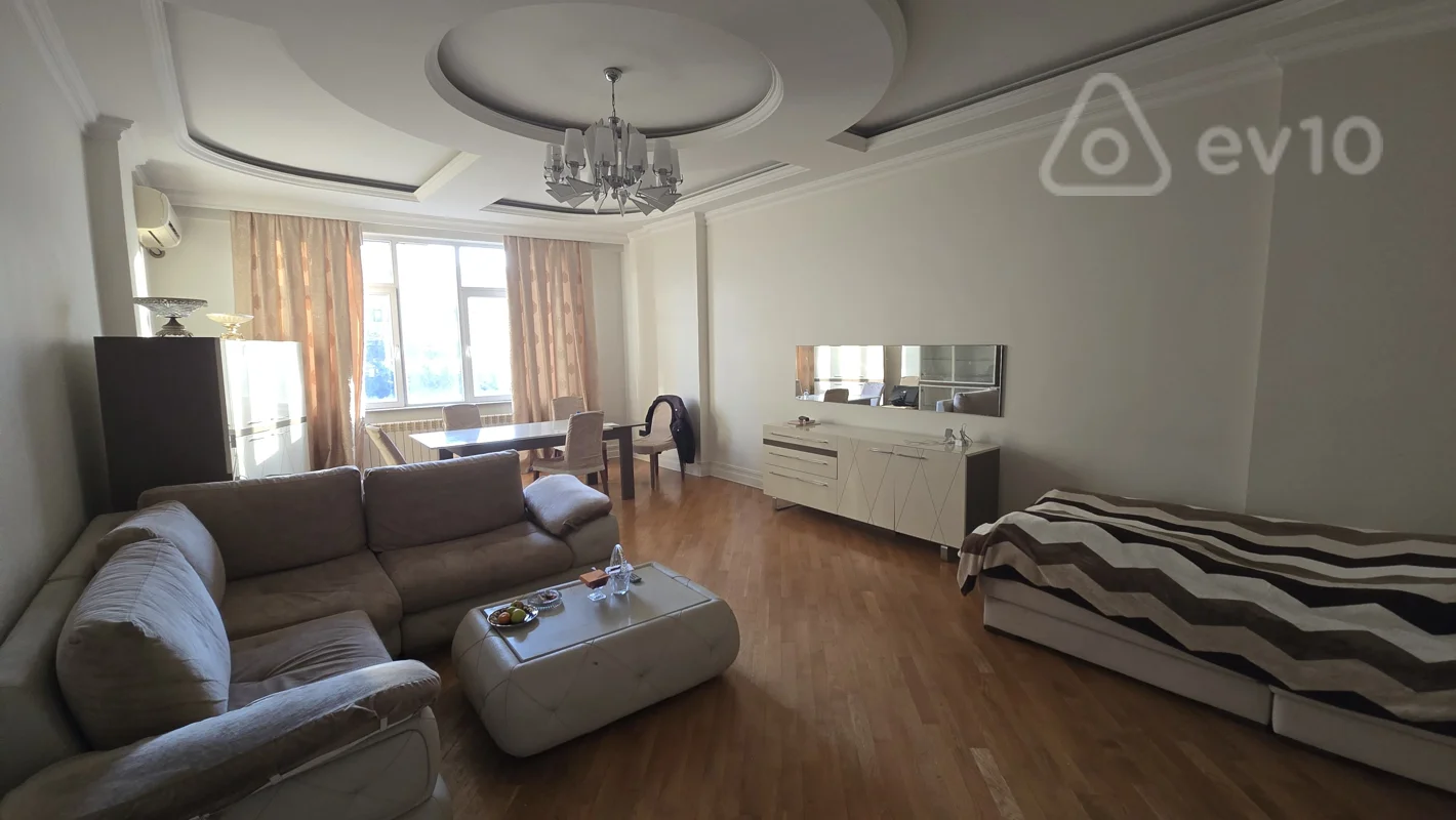4 otaqlı mənzil, 177 m², Mirəli Qaşqay küçəsi — Mənzil, Bakı (2)