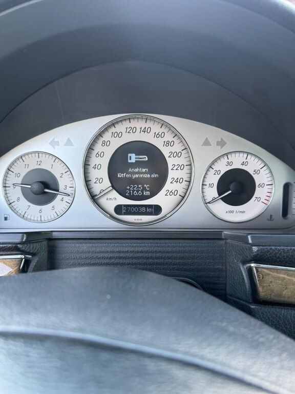 Mercedes E 350, 3.5 L, 2006 il, 270 038 km 90-ZL-969 — Avtomobillər, Qəbələ (9)