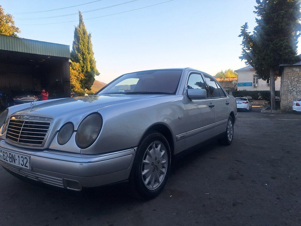 Mercedes E 290, 2.9 L, 1997 il, 571 258 km 62-BN-132 — Avtomobillər, Şəki (3)