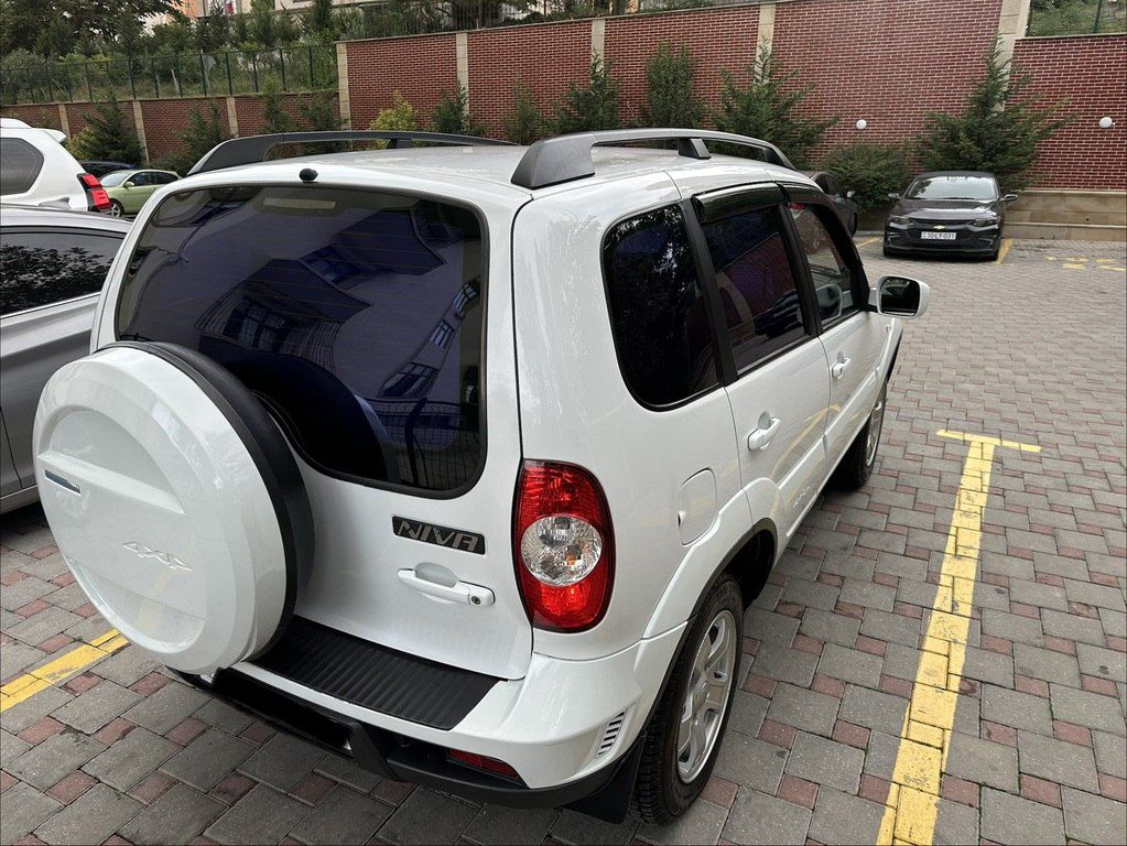 Chevrolet Niva, 1.7 L, 2011 il, 150 000 km — Avtomobillər, Bakı (10)