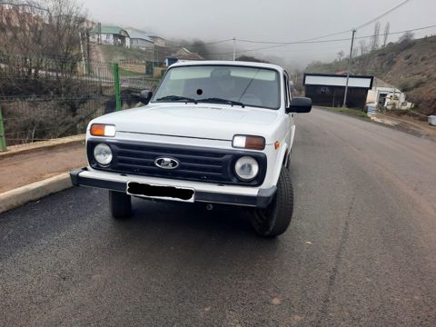 Lada (VAZ) Niva, 1.7 L, 2015 il, 104 000 km — Lerik