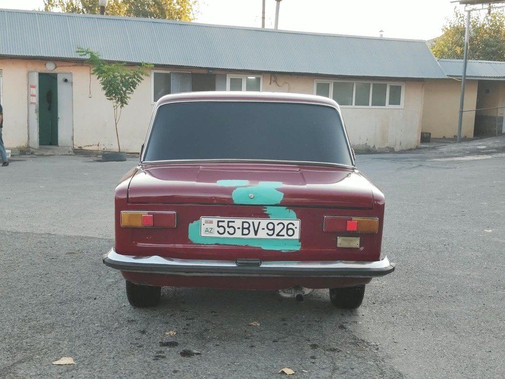 Lada (VAZ) 2101, 1.3 L, 1972 il, 300 000 km 55-BV-926 — Avtomobillər, Şəki (2)