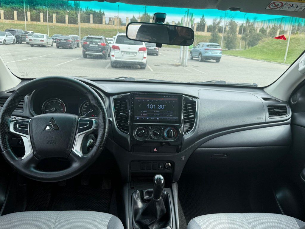 Mitsubishi L200, 2.4 L, 2022 il, 147 000 km — Avtomobillər, Bakı (9)
