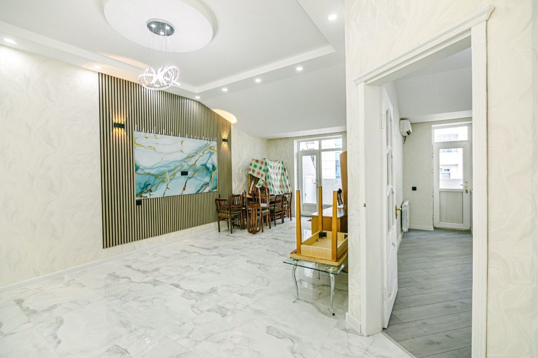 Satılır 3 otaqlı yeni tikili 120 m² — Mənzil, Bakı (2)