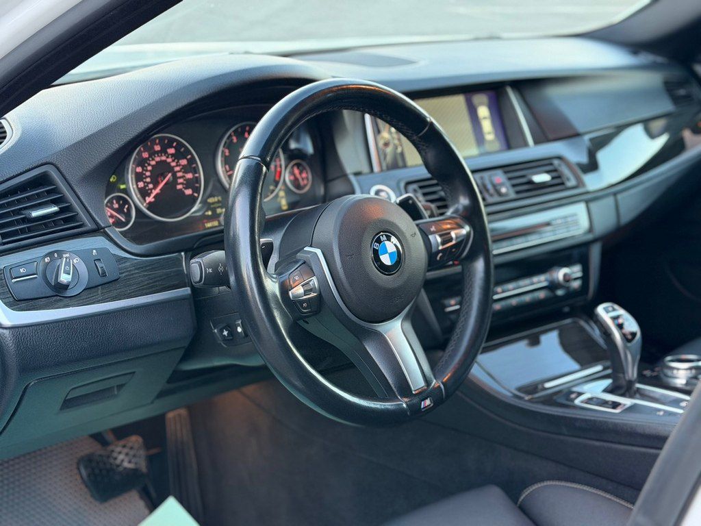 BMW 528, 2.0 L, 2015 il, 143 000 km — Avtomobillər, Gəncə (11)