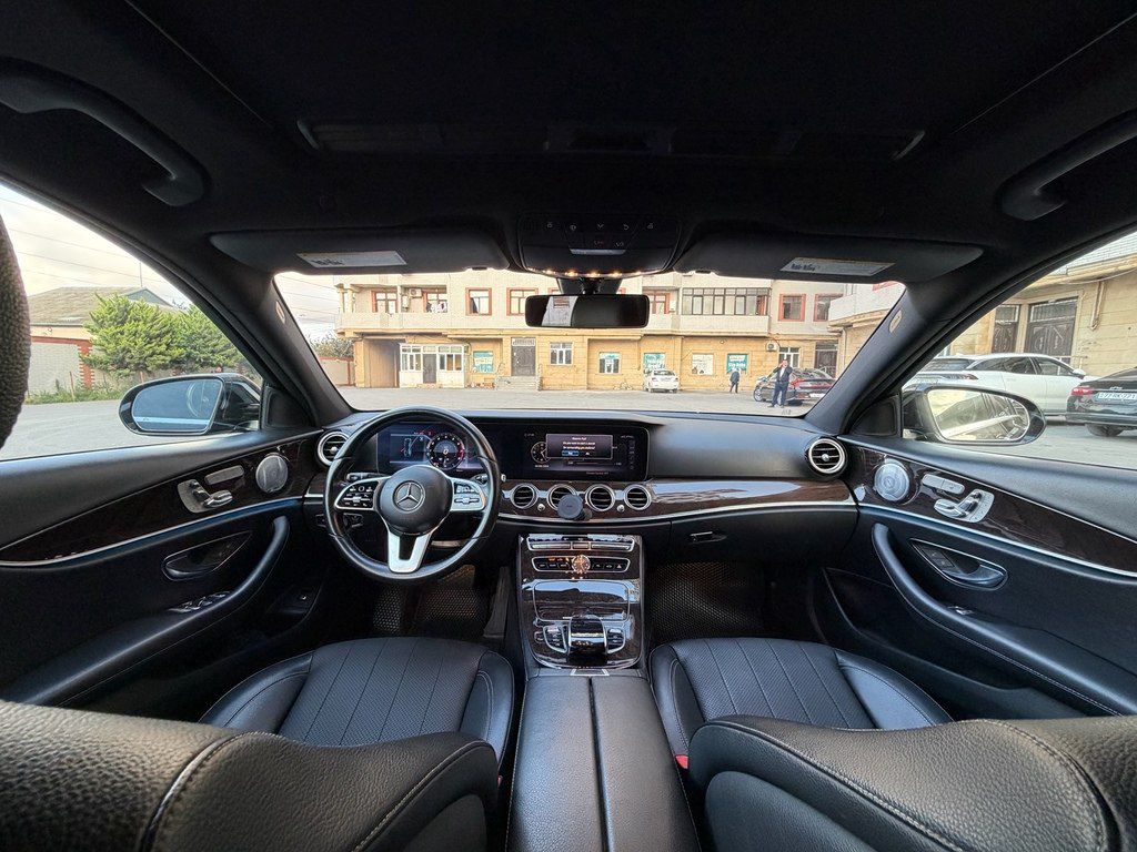 Mercedes E 350, 2.0 L, 2020 il, 98 000 km 88-DG-075 — Avtomobillər, Bakı (11)