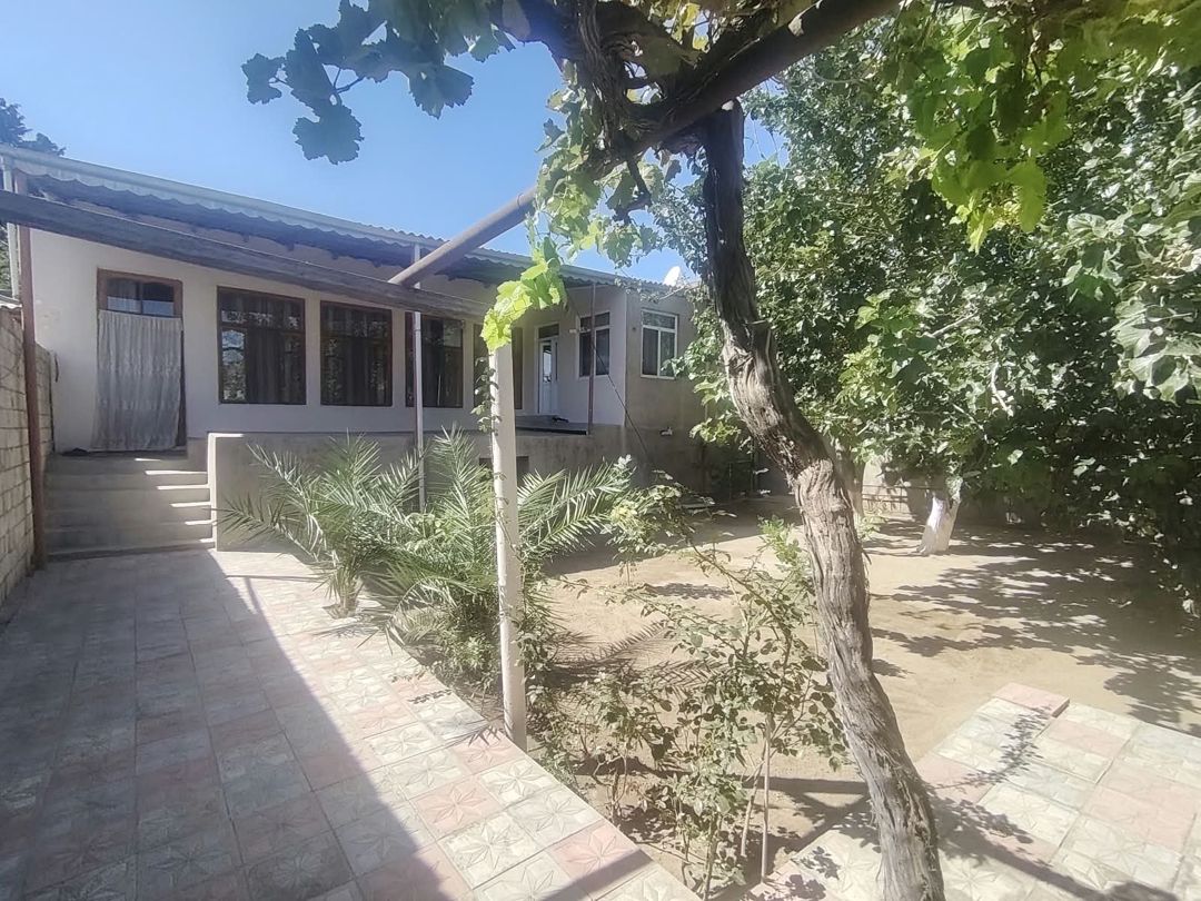 Satılır 5 otaqlı həyət evi/bağ evi 150 m² — Ev, villa, Bakı (2)