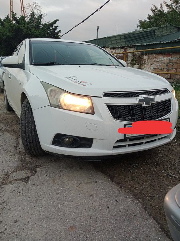 Chevrolet Cruze, 1.8 L, 2010 il, 276 000 km — Avtomobillər, Bakı (2)