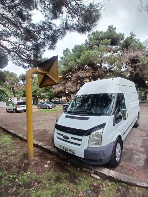 Ford Transit, 2.2 L, 2011 il, 196 734 km — 25 600 ₼ · Bakı · Avtomobillər Ford Transit, 2.2 L, 2011 il, 196 734 km — Bakı