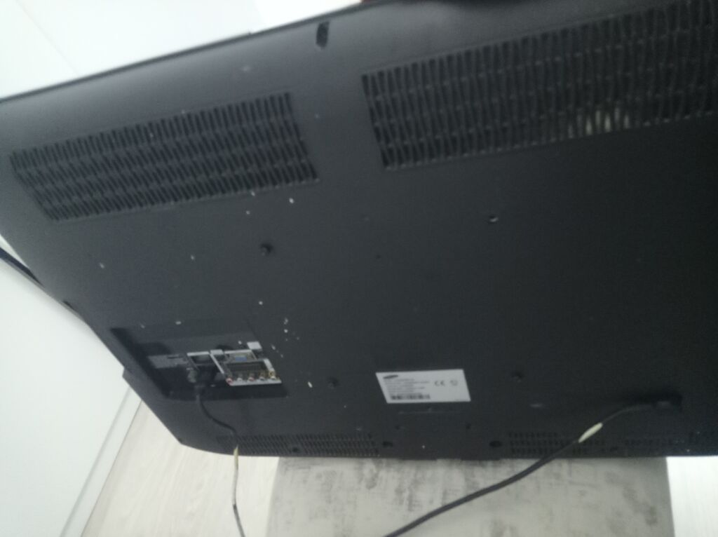 İşlənmiş Televizor Samsung LCD 32" Ünvandan götürmə, Ödənişli çatdırılma — Televizorlar, Cəlilabad (2)