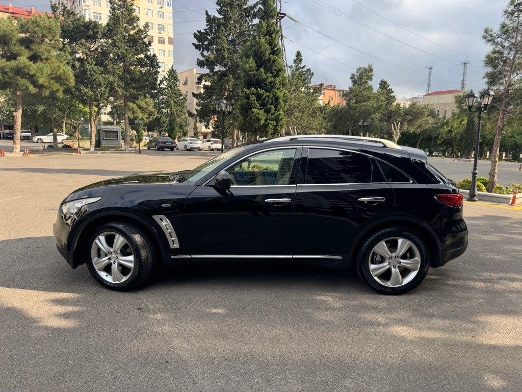 Infiniti FX35, 3.5 L, 2008 il, 228 000 km 77-CN-078 — Avtomobillər, Bakı (9)