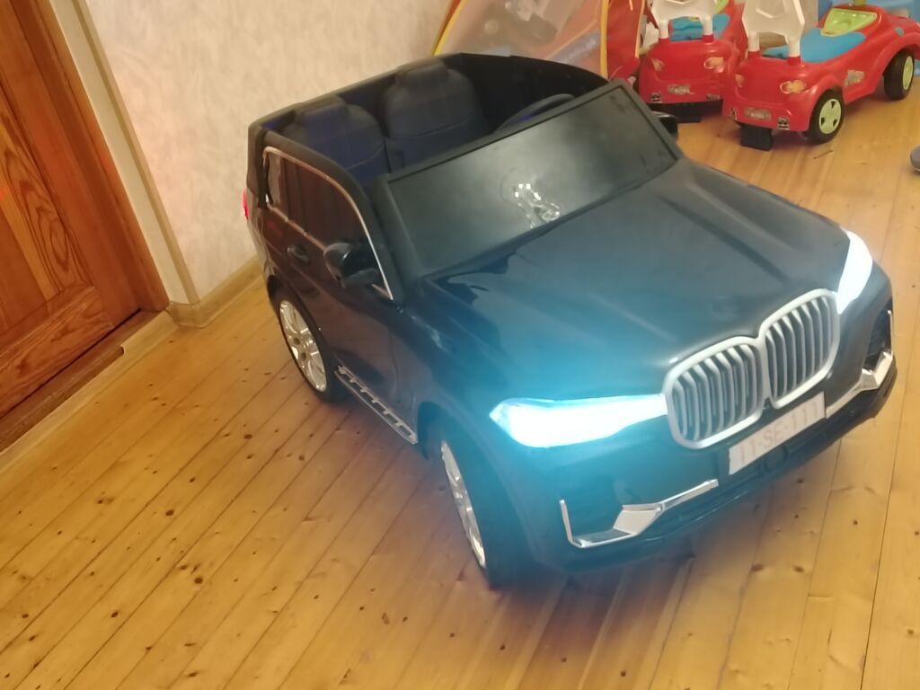 Uşaq üçün elektrikli miniatür SUV avtomobil - Korpus: qara rəng, xrom — Uşaq avtomobilləri, Bakı (4)
