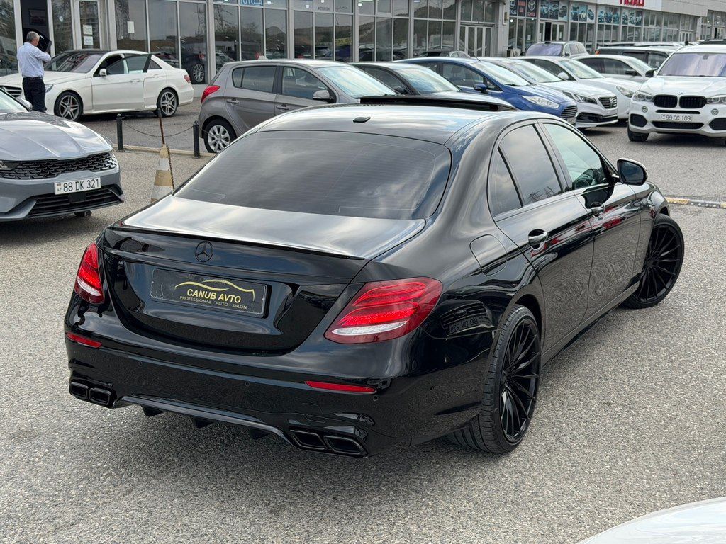 Mercedes E 300, 2.0 L, 2018 il, 100 000 km — Avtomobillər, Bakı (10)