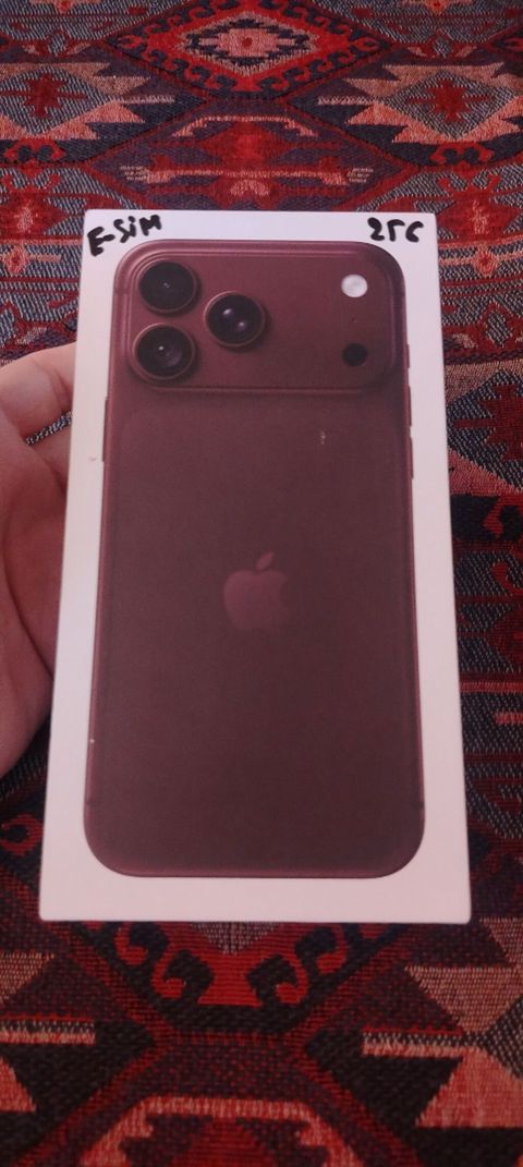 IPhone 18 Pro Max, 256 GB, Bordo — 3 800 ₼ · Bakı · Apple iPhone IPhone 18 Pro Max, 256 GB, Bordo — Bakı