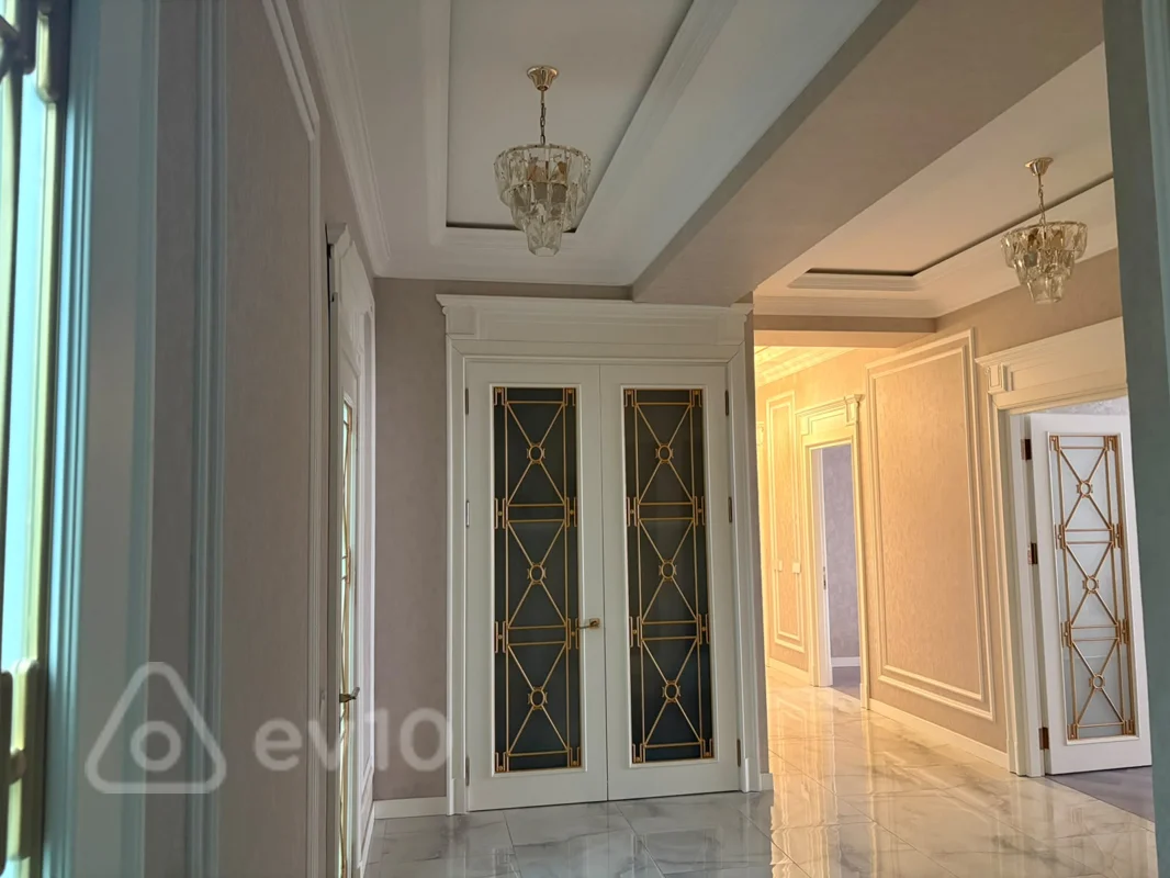 5 otaqlı mənzil, 218 m², Təbriz küçəsi — kirayə — Mənzil, Bakı (8)