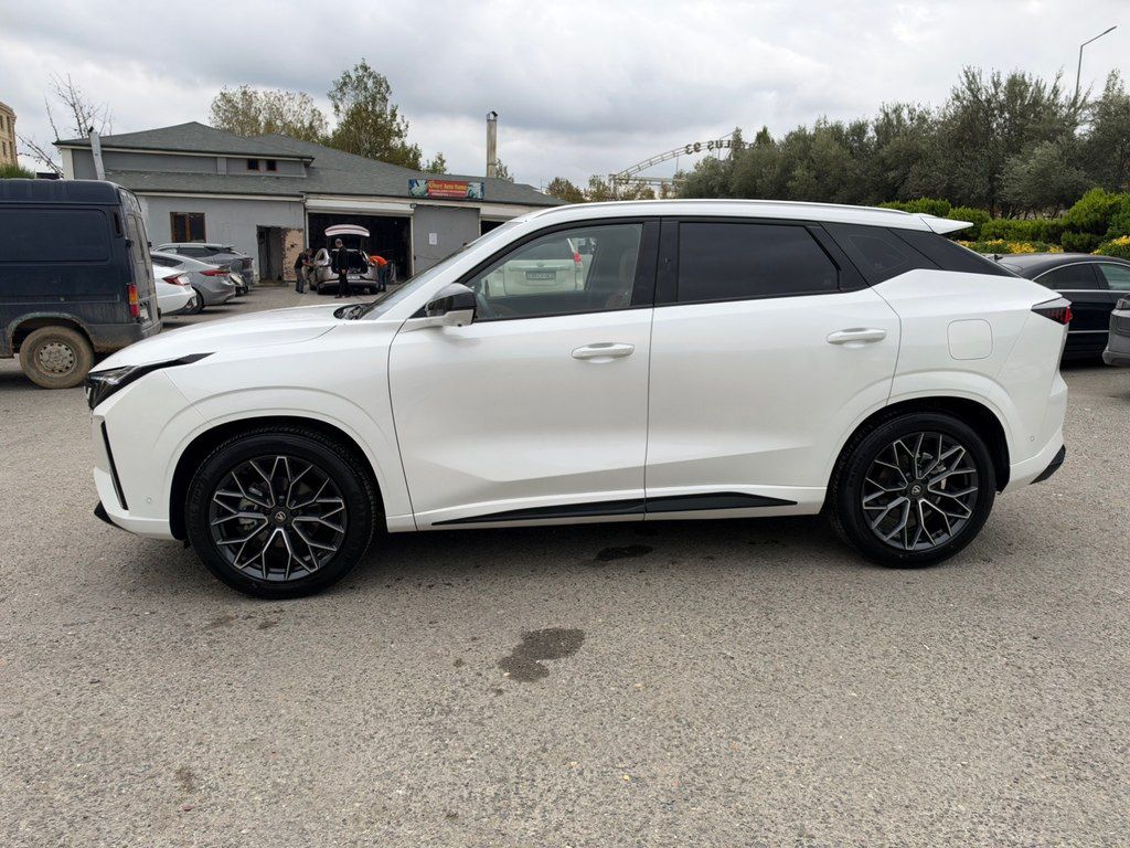 Changan Uni-Z, 1.5 L, 18.4 kWh, 2025 il, 28 000 km 10-ED-300 — Avtomobillər, Bakı (7)