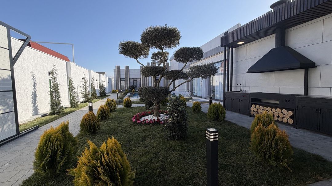 Satılır 5 otaqlı həyət evi/bağ evi 250 m² — Ev, villa, Bakı (2)