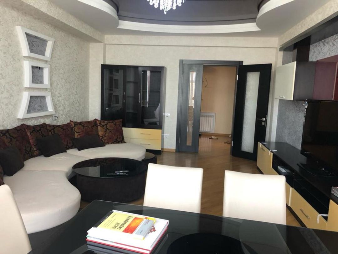 İcarəyə verilir 3 otaqlı yeni tikili 135 m² — Mənzil, Bakı (2)