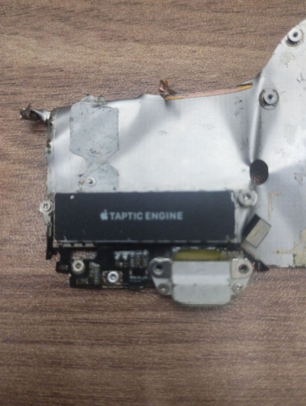 Salam hamsi iPhone 8 E aiddi hamsi işlək iPhone 8 in platasi işlək — Smartfon ehtiyat hissələri, Bakı (4)
