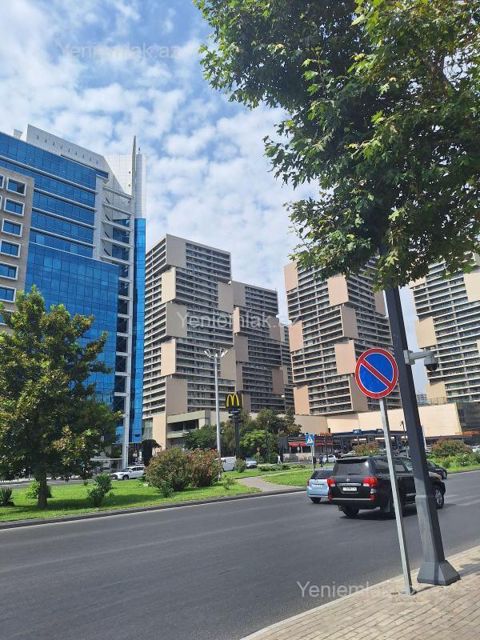 Kirayə 3 otaqlı Bina evi menzil (Yeni tikili), 148 m², Yasamal rayonu — 2 700 ₼ · Bakı · Mənzil Kirayə 3 otaqlı Bina evi menzil (Yeni tikili), 148 m², Yasamal rayonu — Bakı