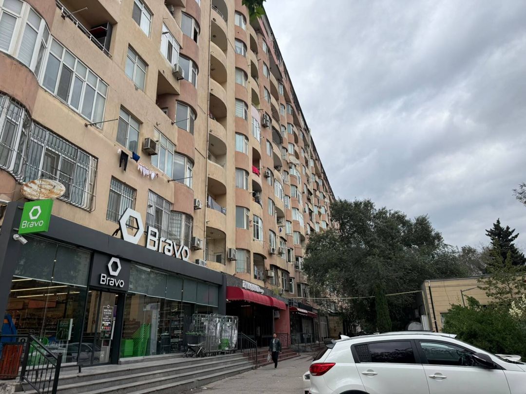 Satılır obyekt 350 m² — Əmlak, Bakı (4)