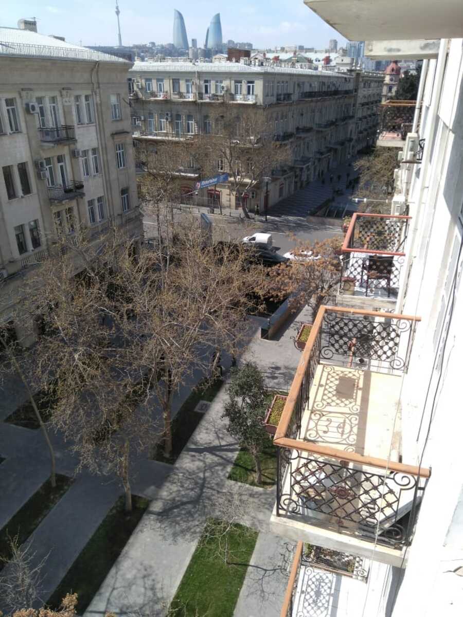 İcarəyə verilir 2 otaqlı köhnə tikili 60 m² — Mənzil, Bakı (12)