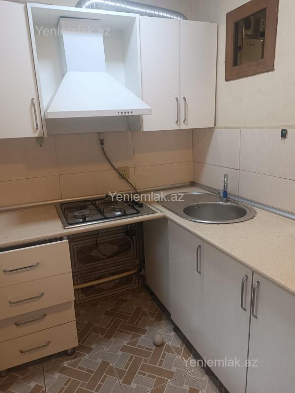 Satılır 3 otaqlı Bina evi menzil (Köhnə tikili), 80 m², 1-ci mikrorayon — Mənzil, Sumqayıt (10)