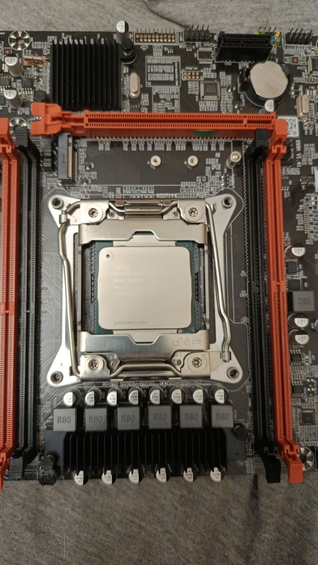 Sapphire Nıtro ikili-fanlı videokart + LGA2011-3 platformu Videokart — Digər, Bakı (9)