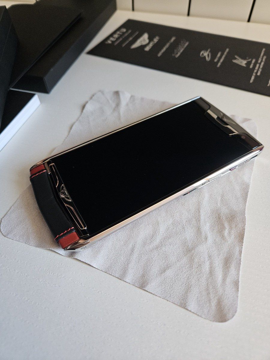 Vertu Signature Touch Bentley 64GB/2GB — Smartfonlar, Bakı (3)