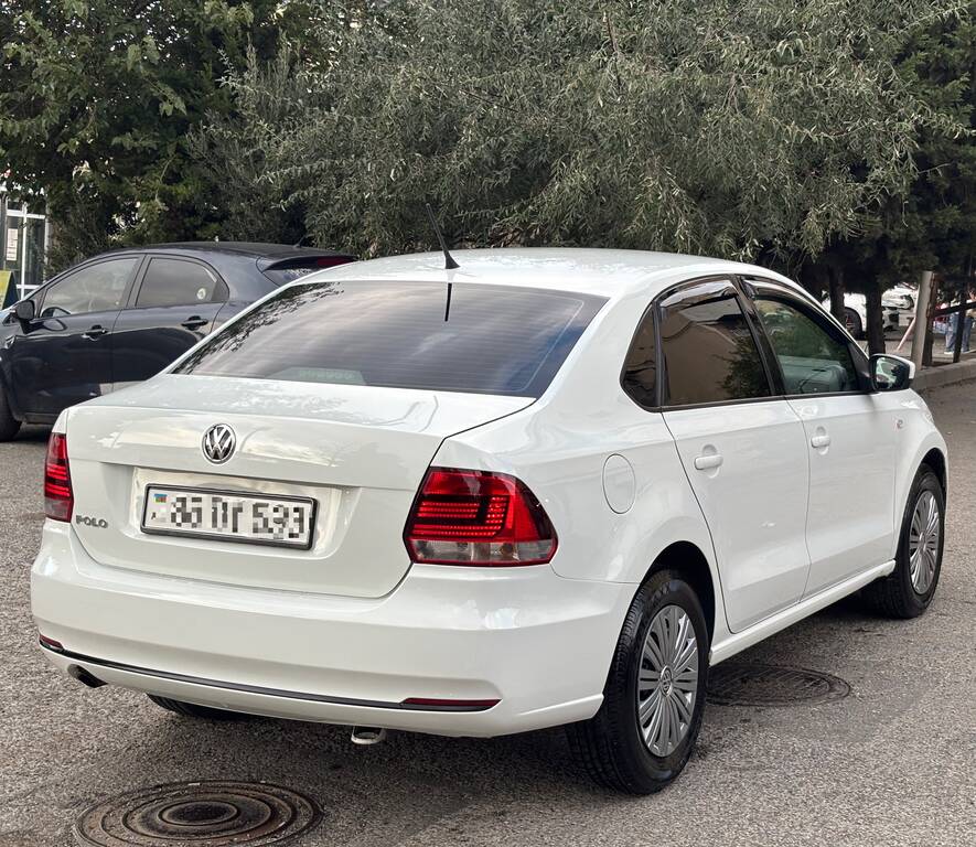 Volkswagen Polo, 1.6 L, 2018 il, 141 300 km — Avtomobillər, Bakı (6)