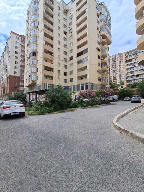 Satılır 1 otaqlı yeni tikili 65 m² — Bakı