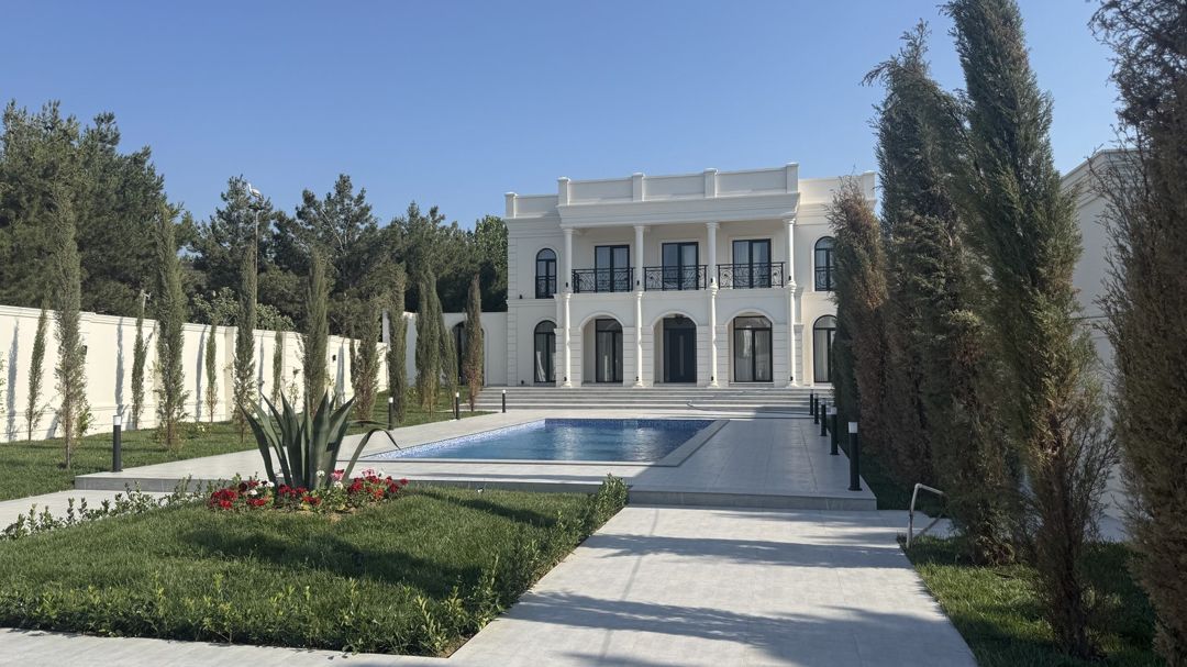 Satılır 6 otaqlı həyət evi/bağ evi 350 m² — Ev, villa, Bakı (3)