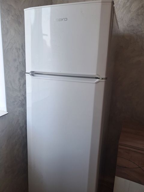 Beko iki qapılı soyuducu - Rəng: ağ - Üst kamerada dondurucu, alt — 190 ₼ · Bakı · Soyuducular Beko iki qapılı soyuducu - Rəng: ağ - Üst kamerada dondurucu, alt — Bakı